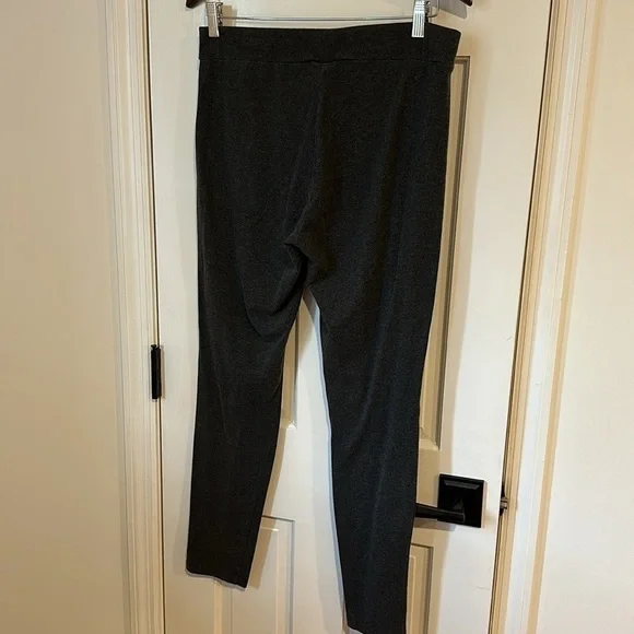 Used Heather Grey Hue Leggings Size Large - Picture 3 of 5